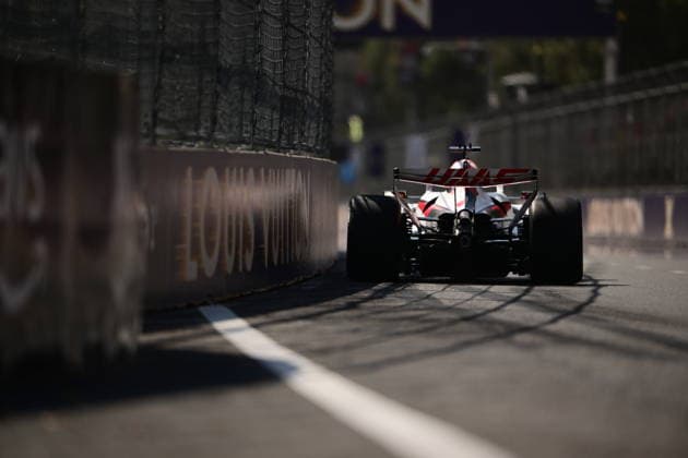F1 Grand Prix of Azerbaijan - Practice Esteban Ocon of the Haas F1 Team drives during free practice at the Formula 1 Azerbaijan Grand Prix at the Baku City Circuit in Baku, Azerbaijan, on September 24, 2026. Baku Caucasus Azerbaijan  Copyright: xAndreaxDiodatox originalFilename:diodato-azerbaij260924_npwHT.jpg