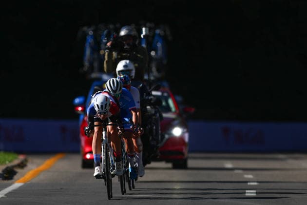 2026 UCI Road World Championships Picture by Vaughn Ridley SWpix.com - 24 09 2026 - Cycling - 2026 UCI Road World Championships - MontrÃ al, Canada - Women Under 23 Road Race - Sofia Ungerova (Slovakia), EliÅ¡ka KvasniÄkova (Czechia) Copyright: x xSWpix.comx(t axPhotographyxHubxLtd)xVaughnxRidley SWpix.comx SWP-3521-2322