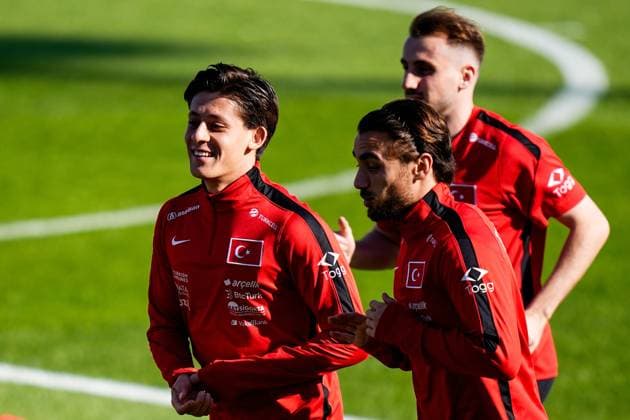 Ahead of Turkiye v France - UEFA Nations League ISTANBUL, TURKIYE - SEPTEMBER 24: Arda Guler (L) and Yunus Akgun (R) of Turkiye take part in a training session ahead of the UEFA Nations League A Group 1 match between Turkiye and France at the Turkish Football Federation (TFF) Hasan Dogan National Teams Camp and Training Facilities in Istanbul, Turkiye, on September 24, 2026. Muhammed Ali Yigit Anadolu Istanbul Turkey. Editorial use only. Please get in touch for any other usage.  Copyright: x2026xAnadoluxMuhammedxAlixYigitx