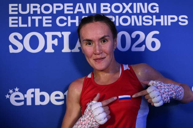 RECORD DATE NOT STATED 2026 European Boxing Elite Championship Sofia SOFIA, BULGARIA SEPTEMBER 24: Lenka Bernardova (Red) of the Czech Republic in action against Pihla Kaivo-oja (Blue) of Finland during their Elite Women s 54kg Semifinal match at the 2026 European Boxing Elite Championships at the Asics Arena Sports Hall in Sofia, Bulgaria, on September 24, 2026. Sofia Bulgaria  Copyright: xArturxWidakx originalFilename:widak-2026euro260924_npMX2.jpg