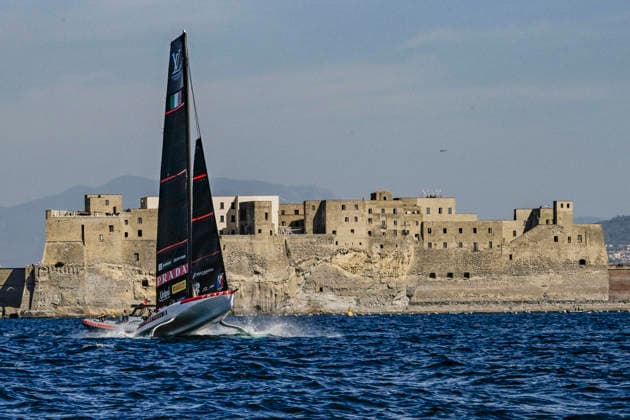 September 24, 2026, Napoli, ITALIA: Le imbarcazioni impegnate nelle prove ufficiali delle regate preliminari dell America s Cup 2027, nel golfo di Napoli, 24 settembre 2026. ANSA CIRO FUSCO - - - - - - - - - - - - - - - - - - - - - - - - - - - - - - - - - - - - - - - - - - - Boats taking part in the official trials for the preliminary races of the 2027 America™s Cup, in the Gulf of Naples, 24 September 2026. ANSA CIRO FUSCO America s Cup, Al Via Le Preregate. Abodi Sogno Inizia A Prendere Forma  - ZUMAa110 20260924_zaf_a110_026 Copyright: xCiroxFuscox
