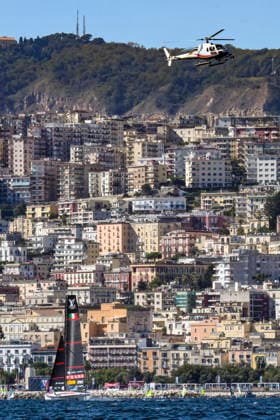September 24, 2026, Napoli, ITALIA: Le imbarcazioni impegnate nelle prove ufficiali delle regate preliminari dell America s Cup 2027, nel golfo di Napoli, 24 settembre 2026. ANSA CIRO FUSCO - - - - - - - - - - - - - - - - - - - - - - - - - - - - - - - - - - - - - - - - - - - Boats taking part in the official trials for the preliminary races of the 2027 America™s Cup, in the Gulf of Naples, 24 September 2026. ANSA CIRO FUSCO America s Cup, Al Via Le Preregate. Abodi Sogno Inizia A Prendere Forma  - ZUMAa110 20260924_zaf_a110_031 Copyright: xCiroxFuscox