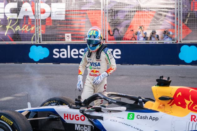 Formula 1 Azerbaijan Grand Prix - Second practice Session - Baku Racing Bulls driver Arvid Lindblad (41) crashes during the second practice session ahead of the Formula One Azerbaijan Grand Prix at the Baku City Circuit in Baku on September 24, 2026. Photo by Alexis Jumeau ABACAPRESS.COM Bakou  Copyright: xJumeauxAlexis ABACAx