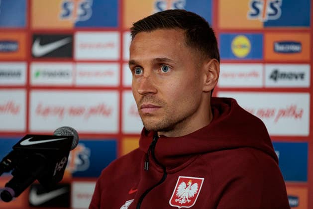 Przemyslaw Frankowski seen during Official press conference, PK, Pressekonferenz and training of Polish National football team before Nations League MD1 game against Bosnia (Maciej Rogowski Ball Raw Images) Warsaw PGE Narodowy Poland Copyright: xMaciejxRogowskix maciejrogowski_24092026