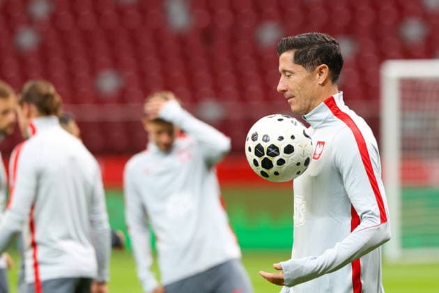 WARSZAWA 24.09.2026 TRENING REPREZENTACJI POLSKI MEZCZYZN --- POLISH MENS FOOTBALL national team, Nationalteam TRAINING SESSION IN WARSAW ROBERT LEWANDOWSKI FOT. ANNA KLEPACZKO FOTOPYK NEWSPIX.PL --- newspix.pl LN LIGA NARODOW UEFA PILKA NOZNA SEZON 2026 2027 --- FOOTBALL UEFA NATIONS LEAGUE SEASON 2026 2027 