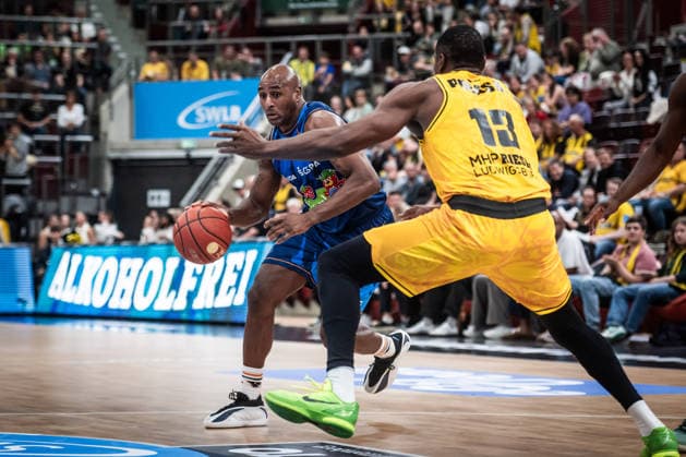 DeAndre Lansdowne, Rostock Seawolves, 09 vs. Yorman Polas Bartolo, MHP RIESEN Ludwigsburg, 13 GER, MHP Riesen Ludwigsburg vs. Rostock Seawolves, Basketball Bundesliga, easycredit BBL, Matchday 2, 2026–2027 season, September 24, 2026 GER, MHP Riesen Ludwigsburg vs. Rostock Seawolves, Basketball Bundesliga, easycredit BBL, Matchday 2, 2026–2027 season, September 24, 2026 Ludwigsburg Copyright: xSandyxDinkelackerx EP_SDR