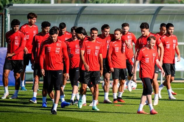 Turkiye complete preparations for UEFA Nations League match against France ISTANBUL, TURKIYE - SEPTEMBER 24: Ozan Kabak, Arda Guler, Ismail Yuksek, Oguz Aydin, Ferdi Kadioglu and Merih Demiral of Turkiye attend a training session at the TFF Hasan Dogan National Teams Camp and Training Facilities ahead of their UEFA Nations League A Group 1 match against France in Kocaeli, Turkiye, September 24, 2026. Muhammed Ali Yigit Anadolu Istanbul Turkey. Editorial use only. Please get in touch for any other usage. Copyright: x2026xAnadoluxMuhammedxAlixYigitx