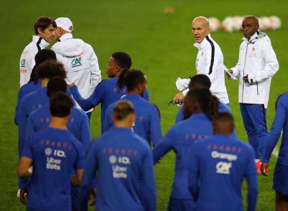 France complete preparations for UEFA Nations League match against Turkiye ISTANBUL, TURKIYE - SEPTEMBER 24: Head coach Zinedine Zidane of France leads a training session at the TFF Hasan Dogan National Teams Camp and Training Facilities ahead of their UEFA Nations League A Group 1 match between Turkiye and France in Kocaeli, Turkiye, September 24, 2026. Ali Atmaca Anadolu Kocaeli Turkey. Editorial use only. Please get in touch for any other usage.  Copyright: x2026xAnadoluxAlixAtmacax