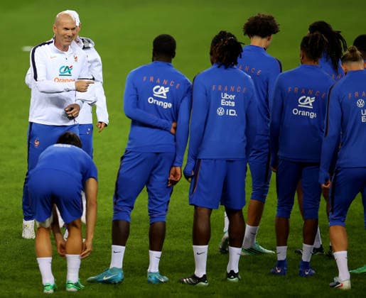 France complete preparations for UEFA Nations League match against Turkiye ISTANBUL, TURKIYE - SEPTEMBER 24: Head coach Zinedine Zidane of France leads a training session at the TFF Hasan Dogan National Teams Camp and Training Facilities ahead of their UEFA Nations League A Group 1 match between Turkiye and France in Kocaeli, Turkiye, September 24, 2026. Ali Atmaca Anadolu Kocaeli Turkey. Editorial use only. Please get in touch for any other usage.  Copyright: x2026xAnadoluxAlixAtmacax