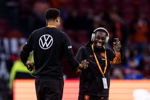 AMSTERDAM, NETHERLANDS - SEPTEMBER 24: Felix Nmecha (Germany, 8) and Jeremie Frimpong (Netherlands, 12) greet each other during pitch check before the UEFA Nations League match between Netherlands vs. Germany at Johan Cruijff ArenA on matchday 1 of the UEFA Nations League on September 24, 2026 in Amsterdam, Netherlands. Netherlands Copyright: xSteffiexWunderlx