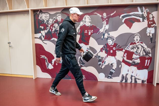 September 24, 2026: Erling Braut Haaland of Norway arrives ahead of the Nations League soccer match between Norway and Denmark on September 24, 2026 in Oslo. Photo by Vegard Grott, BILDBYRAN. Code: VG VG1005 bbeng soccer football fotball Nations League international match Norway Denmark  Copyright: VEGARDxGRoTT BB260924VG011
