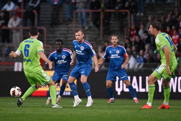Ron Schallenberg, FC Schalke 04; Max Meyer, Rot-Weiss Oberhausen; Janik Bachmann, FC Schalke 04; front row, from left: September 24, 2026, 2026–2027 soccer season, friendly match, Rot-Weiss Oberhausen vs. FC Schalke 04, Oberhausen, Niederrheinstadion, North Rhine-Westphalia, Germany Team2