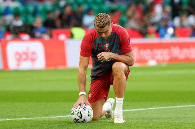 Lisbon, Portugal, September 24: Cristiano Ronaldo of Portugal ties his shoes before the UEFA Nations League 2026-27 League Phase Matchday 1 game between Portugal and Wales at Estadio José Alvalade on September 24, 2026, in Lisbon, Portugal Copyright: HMBxMedia JoaquimxFerreira