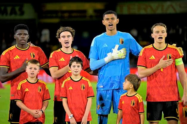 Belgium v Belarus - UEFA Under 21 2027 Championship WESTERLO, BELGIUM - SEPTEMBER 24 : Van De Perre Kamiel midfielder of Belgium U21, U 21 Brughmans Lucca goalkeeper of Belgium U21, Smets Matte defender of Belgium U21 during UEFA Under 21 2027 Championship tournament league phase matchday 7 group I match between Belgium and Belarus on September 24, 2026 in Westerlo, Belgium, 24 09 2026 Westerlo Belgium  Copyright: xSesx