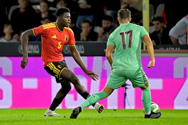 Belgium v Belarus - UEFA Under 21 2027 Championship WESTERLO, BELGIUM - SEPTEMBER 24 : Kongolo Josue defender of Belgium U21, U 21 battles for the ball with Erik Mikanovich of Belarus during UEFA Under 21 2027 Championship tournament league phase matchday 7 group I match between Belgium and Belarus on September 24, 2026 in Westerlo, Belgium, 24 09 2026 Westerlo Belgium  Copyright: xSesx