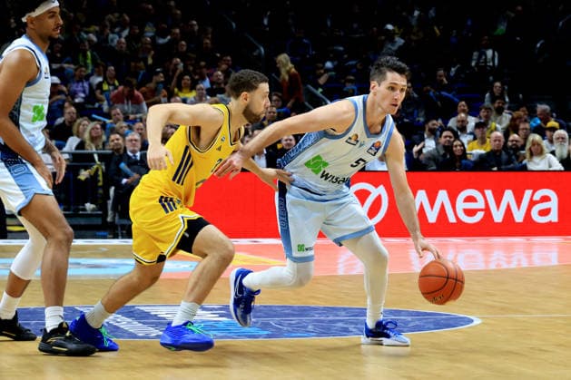 September 24, 2026, Germany, GER, DEU, Basketball, 1st Bundesliga, Day 1, 2026–2027 Season, Berlin, ALBA Berlin vs. Frankfurt Skyliners, JORDAN FORD, ALBA Berlin 3, Ryan Arcidiacono, Frankfurt Skyliners 51, nordphoto GmbH, Engler Berlin Uber Arena, State: Germany Copyright: xNordphotox xEnglerx