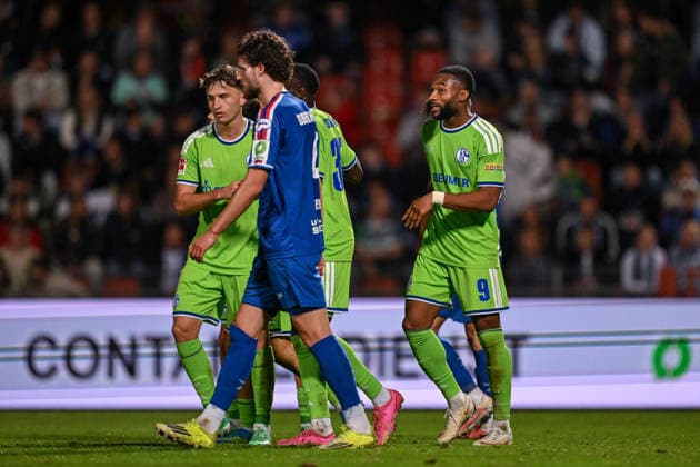 September 24, 2026, Soccer, 2026–2027 Season, Friendly Match, Rot-Weiß Oberhausen vs. FC Schalke 04, Moussa Sylla of FC Schalke 04 celebrates scoring the goal to make it 2–3, xRHR PHOTO YYx Copyright: KROEGER RHR-FOTOx RHR-FOTO YY