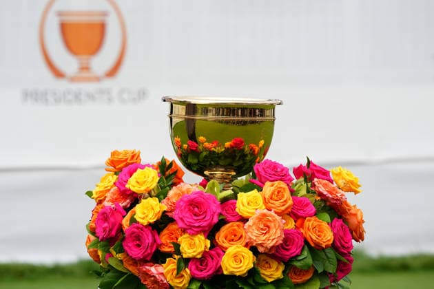MEDINAH, IL - SEPTEMBER 24: The Presidents Cup is on display at the first tee during the first round of the 2026 Presidents Cup at Medinah Country Club in Medinah, Illinois. (Photo by Brian Spurlock Icon Sportswire) GOLF: SEP 24 Presidents Cup EDITORIAL USE ONLY Icon2609241