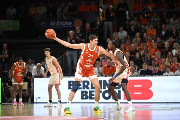 September 24, 2026, GER, Basketball, Bundesliga 2 Matchday, 2026–2027 Season, Vechta, RASTA Dome, RASTA Vechta vs. BMA365 Bamberg Baskets Tibor PLEIß PLEISS Rasta Vechta 21 Hason WARD BMA365 Bamberg Baskets 20 Vechta RASTA Dome Lower Saxony Germany Copyright: xnordphotoxGmbHx xRojahnx