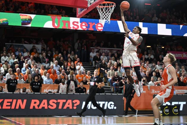 September 24, 2026, GER, Basketball, Bundesliga 2 Matchday, 2026–2027 Season, Vechta, RASTA Dome, RASTA Vechta vs. BMA365 Bamberg Baskets Mylik WILSON BMA365 Bamberg Baskets 10 Peter HEMSCHEMEIER Rasta Vechta 7 Vechta RASTA Dome Lower Saxony Germany Copyright: xnordphotoxGmbHx xRojahnx