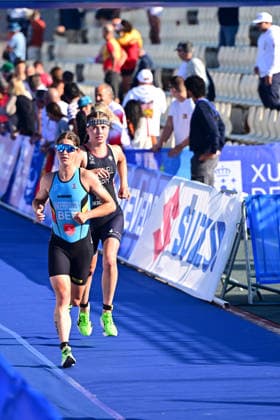 2026 World Triathlon Championship Finals Pontevedra Luca Vanderbruggen of Belgium and Lauren Mitchell of Great Britain are in action during the junior women race in 2026 World Triathlon Championship Finals Pontevedra at Pontevedra on September 24, 2026 in Pontevedra, Spain. Pontevedra Pontevedra Spain Copyright: xKaanxUcele PSxImagesxKaanxUcele PSxImagesx