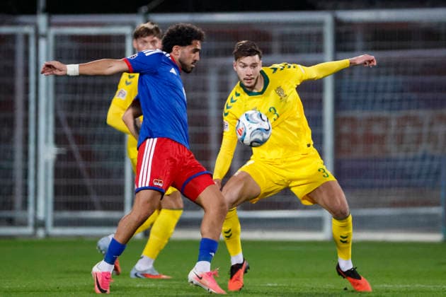 Ferhat Saglam of Liechtenstein (No. 09) and Edgaras Utkus of Lithuania (No. 03) battling for the ball, Liechtenstein, UEFA Nations League, Matchday 1, Liechtenstein vs. Lithuania, September 24, 2026, Vaduz Rheinpark Stadium, Liechtenstein Copyright: xGrantxHubbsx