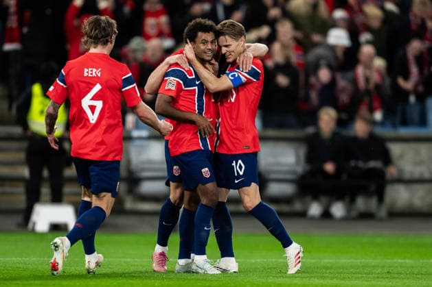 September 24, 2026: Oscar Bobb and Martin Ødegaard of Norway celebrate after scoring the 1-0 goal during the Nations League soccer match between Norway and Denmark on September 24, 2026 in Oslo. Photo by Marius Simensen, BILDBYRAN COP 238 VG1005 bbeng soccer football fotball Nations League international match Norway Denmark celebration jubilation  Copyright: MARIUSxSIMENSEN BB260924ZO001