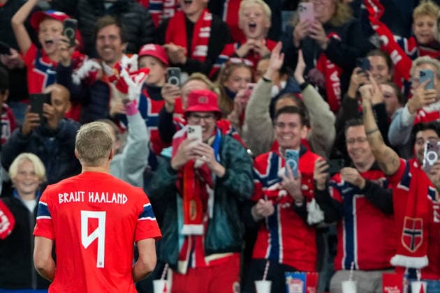 Soccer, Nations League Men Norway Denmark Oslo 20260924 Erling Braut Haaland scores his second goal during the Nations League soccer match between Norway and Denmark at Ullevaal Stadium Photo: Fredrik Varfjell NTB Oslo Norway EDITORIAL USE ONLY RESTRICTED USE FOR BETBETTING COMPANIES  Copyright: xFredrikxVarfjellx xNTBx