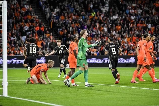AMSTERDAM - Netherlands goalkeeper Bart Verbruggen reacts after the 0-1 defeat during the UEFA Nations League match between the Netherlands and Germany at the Johan Cruijff ArenA on September 24, 2026 in Amsterdam, the Netherlands. ANP OLAF KRAAK UEFA Nations League 2025 26 xVIxANPxSportx xxANPxIVx 569967480 originalFilename: 569967480.jpg