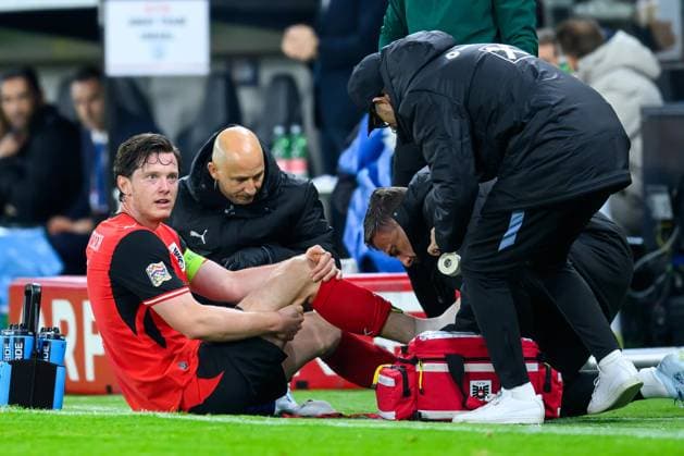 SOCCER - NL, AUT vs ISR LINZ,AUSTRIA,24.SEP.26 - SOCCER - UEFA Nations League, group stage, OEFB international match, Länderspiel, Nationalmannschaft Austria vs Israel. Image shows Michael Gregoritsch (AUT). keywords: injury.  GEPAxpictures xDanielaxMoser