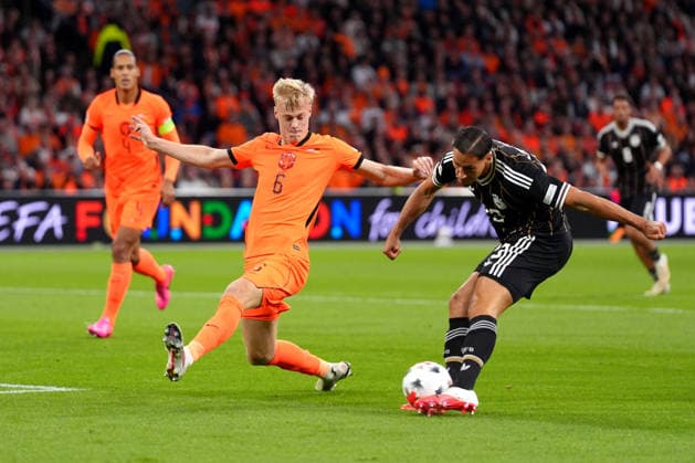 UEFA Nations League: The Netherlands v Germany Amsterdam - Jan Paul van Hecke of The Netherlands in action with Hennes Behrens of Germany during the 2026 2027 UEFA Nations League Matchday 1 in League A Group A2. The match is set between The Netherlands and Germany at Johan Cruijff ArenA on 24 September 2026 in Amsterdam, Netherlands. (Hero Images Nick Koole) Copyright: xNickxKoolex