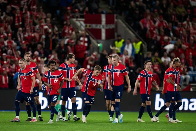 260924 Players from Norway during the Nations League soccer match between Norway and Denmark on September 24, 2026, in Oslo. Photo by Marius Simensen, BILDBYRAN COP 238 VG1005 bbeng soccer football fotball Nations League international match Norway Denmark  Copyright: MARIUSxSIMENSEN BB260924ZI012