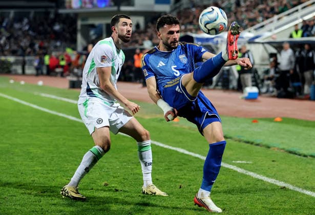UEFA Nations League Group Stage, Fadil Vokrri Stadium, Pristina, Kosovo 24 9 2026 Kosovo vs Republic of Ireland Ireland s Finn Azaz and Lumbardh Dellova of Kosovo Finn Azaz and Lumbardh Dellova 24 9 2026  Copyright: xx RB2_2455