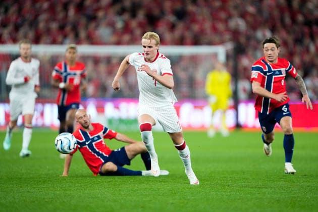 Soccer, Nations League (men), Norway vs. Denmark, Oslo, September 24, 2026. Denmark s Victor Froholdt during the Nations League soccer match between Norway and Denmark at Ullevaal Stadium. Photo: Fredrik Varfjell, NTB, Oslo, Norway. EDITORIAL USE ONLY. RESTRICTED USE FOR BETTING COMPANIES  Copyright: xFredrikxVarfjellx xNTBx