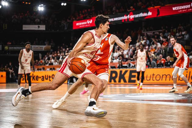 1st Basketball Bundesliga, easyCredit BBL, 2026–2027 Season, Men s Division, Regular Season, Matchday 2, September 24, 2026, RASTA Vechta, Bamberg Baskets, Yuval Hochstadter, 66, BMA365, Bamberg Baskets in action, Vechta, RASTA Dome, Lower Saxony, Germany