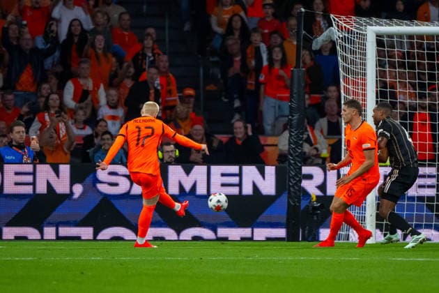 Soccer, Men s, 2026–27 Season, UEFA Nations League League A, Group 2, Matchday 1 in Amsterdam, Netherlands vs. Germany; from left: Mexx Meerdink (Netherlands), Micky van de Ven (Netherlands), Jonathan Tah (Germany); September 24, 2026, Copyright: xMatthiasxKochx