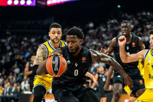 ASVEL - Maccabi Tel Aviv à Décines-Charpieu le 24 septembre 2026. Nicolas Liponne MAXPPP - Décines-Charpieu 24 09 2026 Myles Cale lors du match de basket entre l ASVEL de Lyon-Villeurbanne et le Maccabi Tel Aviv dans le cadre de la 1re journée de la compétition européenne Turkish Airlines EuroLeague, à la LDLC Arena de Décines-Charpieu, le 24 septembre 2026. A basketball game between ASVEL Lyon-Villeurbanne and Maccabi Tel Aviv as part of the first round of the Turkish Airlines EuroLeague, at the LDLC Arena in Décines-Charpieu on September 24, 2026. Décines-Charpieu Auvergne Rhône-Alpes France  Copyright: xMAXPPPxNicolasxLiponnex NLP202609245750 NLP202609245750