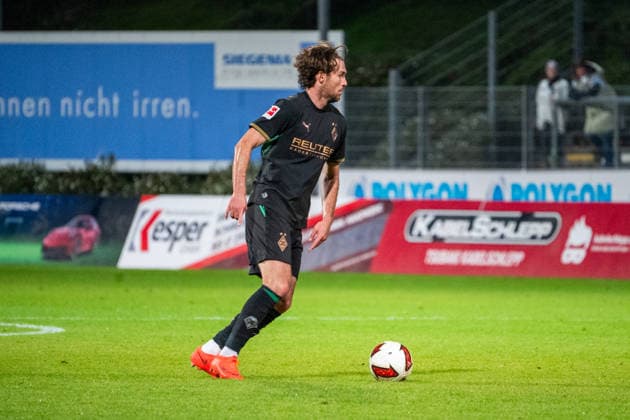 Germany Friendly Match, 2026-2027 Preseason: Sportfreunde Siegen vs. Borussia Mönchengladbach, Thursday, September 24, 2026, Leimbach Stadium, Siegen; Joe Scally of Borussia Mönchengladbach, No. 29, in action; individual photo taken at Leimbach Stadium, Siegen, Germany Copyright: xOrhanxHabashx