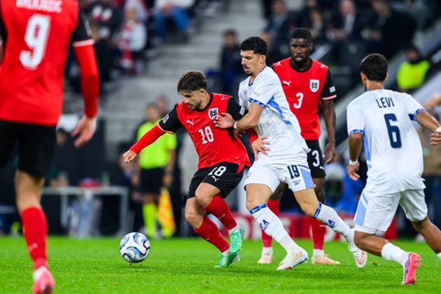 SOCCER - NL, AUT vs ISR LINZ,AUSTRIA,24.SEP.26 - SOCCER - UEFA Nations League, group stage, OEFB international match, Länderspiel, Nationalmannschaft Austria vs Israel. Image shows Romano Schmid (AUT) and Dor Turgeman (ISR).  GEPAxpictures xChristianxMoser