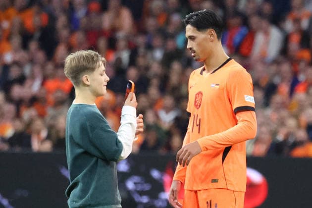 September 24, 2026, xrekx, Soccer, UEFA Nations League, Netherlands vs. Germany, streaker, selfie with Tijjani Reijnders, Amsterdam, Netherlands