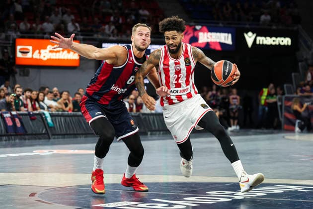 September 24, 2026, Vitoria-Gasteiz, Alava, Spain: Tadas Sedekerskis of Kosner Baskonia Vitoria-Gasteiz and Tyler Dorsey of Olympiacos Piraeus in action during the Turkish Airlines EuroLeague Regular Season Round 01 match between Baskonia Vitoria Gasteiz and Olympiacos Piraeus at Fernando Buesa Arena on September 24, 2026 in Vitoria-Gasteiz, Spain. Baskonia Vitoria Gasteiz V Olympiacos Piraeus - Turkish Airlines EuroLeague  - ZUMAa181 20260924_zaa_a181_120 Copyright: xIrinaxR.xHx
