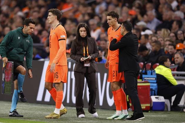 AMSTERDAM - (LR) Ruben van Bommel of the Netherlands, Netherlands national coach Xavi Hernandez during the UEFA Nations League match between the Netherlands and Germany at the Johan Cruijff ArenA on 24 September 2026 in Amsterdam, Netherlands. MAURICE VAN STEEN ANP UEFA Nations League 2026 27 xVIxANPxSportx xMauricexvanxSteenxIVx 569980340 originalFilename: 569980340.jpg