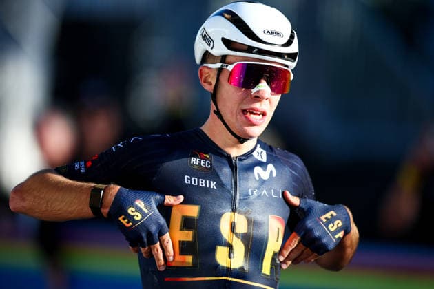 2026 UCI Road World Championships Picture by Vaughn Ridley SWpix.com - 24 09 2026 - Cycling - 2026 UCI Road World Championships - MontrÃ al, Canada - Men Junior Road Race - Benjamin Noval (Spain) wins to become World Champion Copyright: x xSWpix.comx(t axPhotographyxHubxLtd)xVaughnxRidley SWpix.comx SWP-3521-2914
