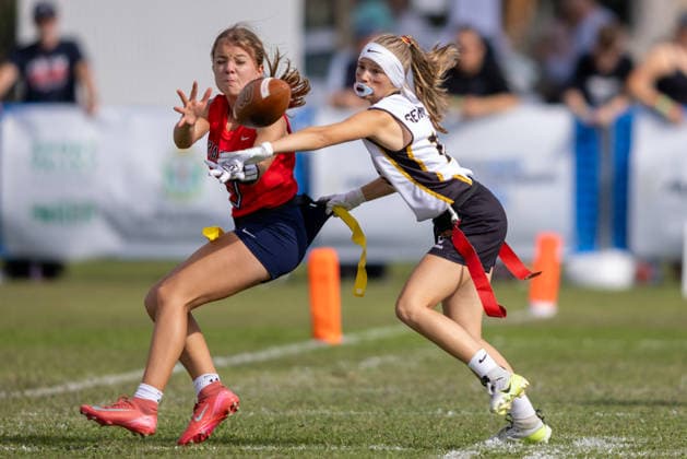 Strong defense from the german player (white) against the england player, U17, U 17 Girls Germany vs Great Britain IFAF European Youth Championships, 2026, 24.09.2026 Lido Delle Nazioni Lido Delle Nazioni Italia Copyright: xPFA BjörnxKeckerx