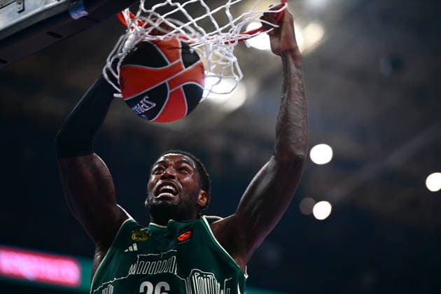 EuroLeague Basketball, Panathinaikos AKTOR Athens vs Paris Basketball - Mathias Lessort, 26 of Panathinaikos AKTOR Athens in action during the Euroleague regular season basketball match between Panathinaikos AKTOR Athens and Paris Basketball held at Telekom Center Athens, Greece, on September 25 2026 ATHENS Greece Copyright: xOnexInchxProductionsx 7097734