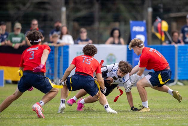german player runs with the ball and is tackled by great britain player, U17, U 17 Boys Germany vs Great Britain IFAF European Youth Championships 2026, 24.09.2026 Lido Delle Nazioni Lido Delle Nazioni Italia Copyright: xPFA BjörnxKeckerx