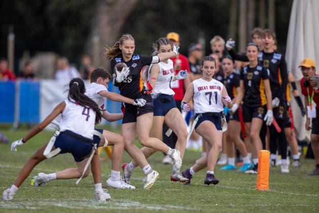 german player runs with the ball and is tackled by four great britain player, U15 Mixed Germany vs Great Britain IFAF European Youth Championships 2026, 24.09.2026 Lido Delle Nazioni Lido Delle Nazioni Italia Copyright: xPFA BjörnxKeckerx