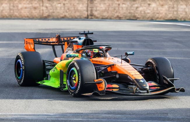AZERBAIJAN, BAKU - SEPTEMBER 24, 2026: McLaren F1 driver Oscar Piastri competes in a race during the 2026 Formula One Azerbaijan Grand Prix at the Baku City Circuit. Danil Aikin TASS  98247551