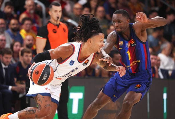 FC Barcelona, Barca v Anadolu Efes Istanbul - Euroleague 2026 2027 Matthew Strazel and Umoja Gibson play during the match between FC Barcelona and Anadolu Efes Istanbul, corresponding to the round 1 of the Euroleague 2026-27, played at the Palau Blaugrana, in Barcelona, on September 24, 2026. Barcelona Barcelona Spain  Copyright: xUrbanandsportx originalFilename:valls-fcbarcel260924_npNj9.jpg