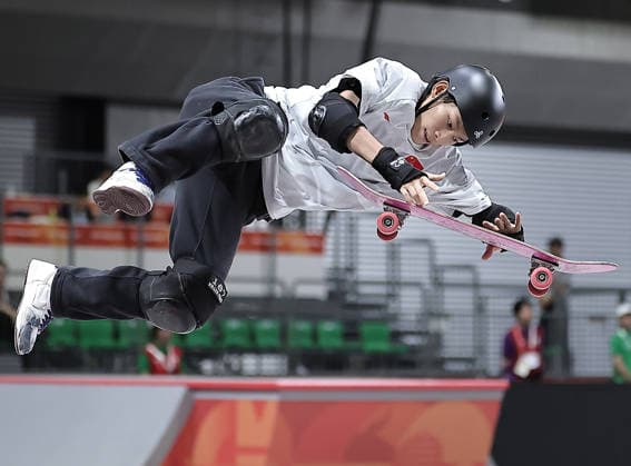 (260925) -- NAGOYA, Sept. 25, 2026 -- Chen Ye of China competes during the men s park final of skateboarding at the 20th Asian Games Aichi-Nagoya 2026 in Tokoname of Aichi Prefecture, Japan, Sept. 25, 2026. ) (SP)JAPAN-NAGOYA-ASIAN GAMES-SKATEBOARDING-MEN S PARK-FINAL LongxLei 